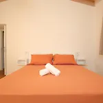 Stazzo La Capanna Affittacamere
