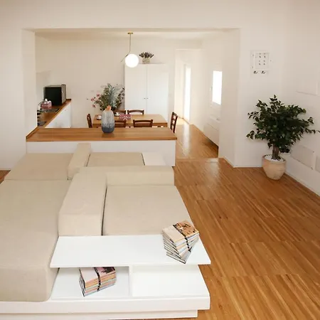 Stazzo La Capanna Guest house *