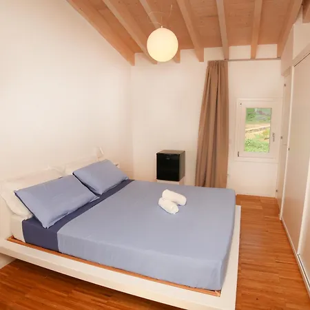 Stazzo La Capanna Guest house Buniccu